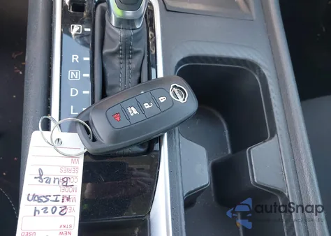 2024 Nissan Sentra Sv Xtronic Cvt z USA, uszkodzony, nr VIN 3N1AB8CV3RY275887